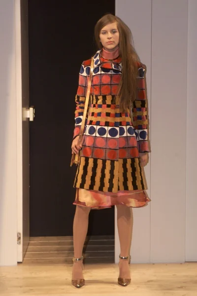 Look 32